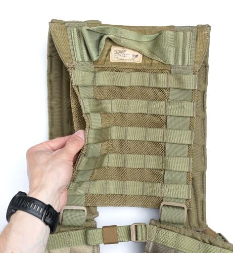 US MOLLE H Harness, Coyote Brown, Unissued. The back is made with a breathable mesh to give you much more airflow on those hot days